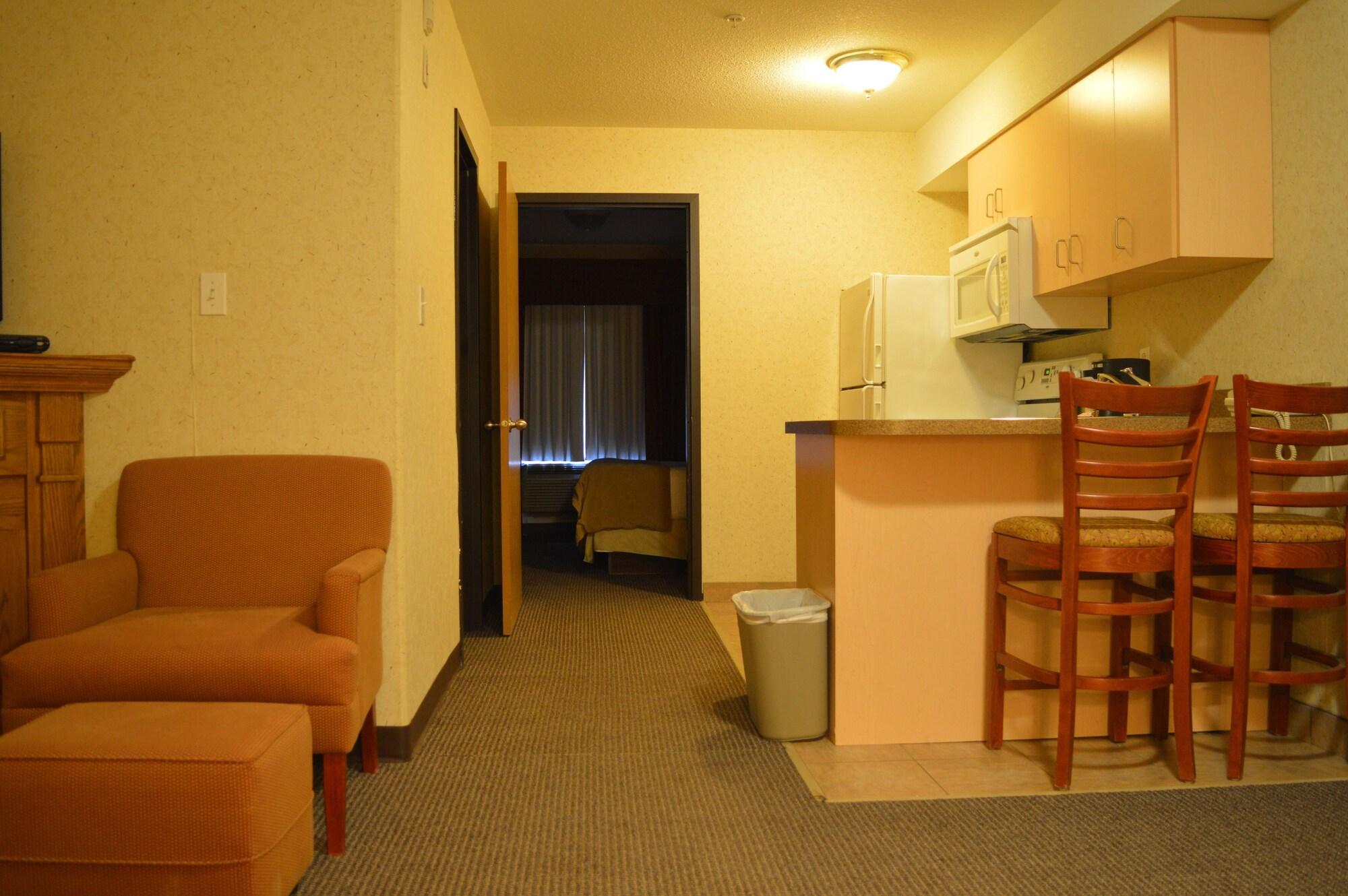 Super 8 By Wyndham Grande Prairie Hotel Luaran gambar