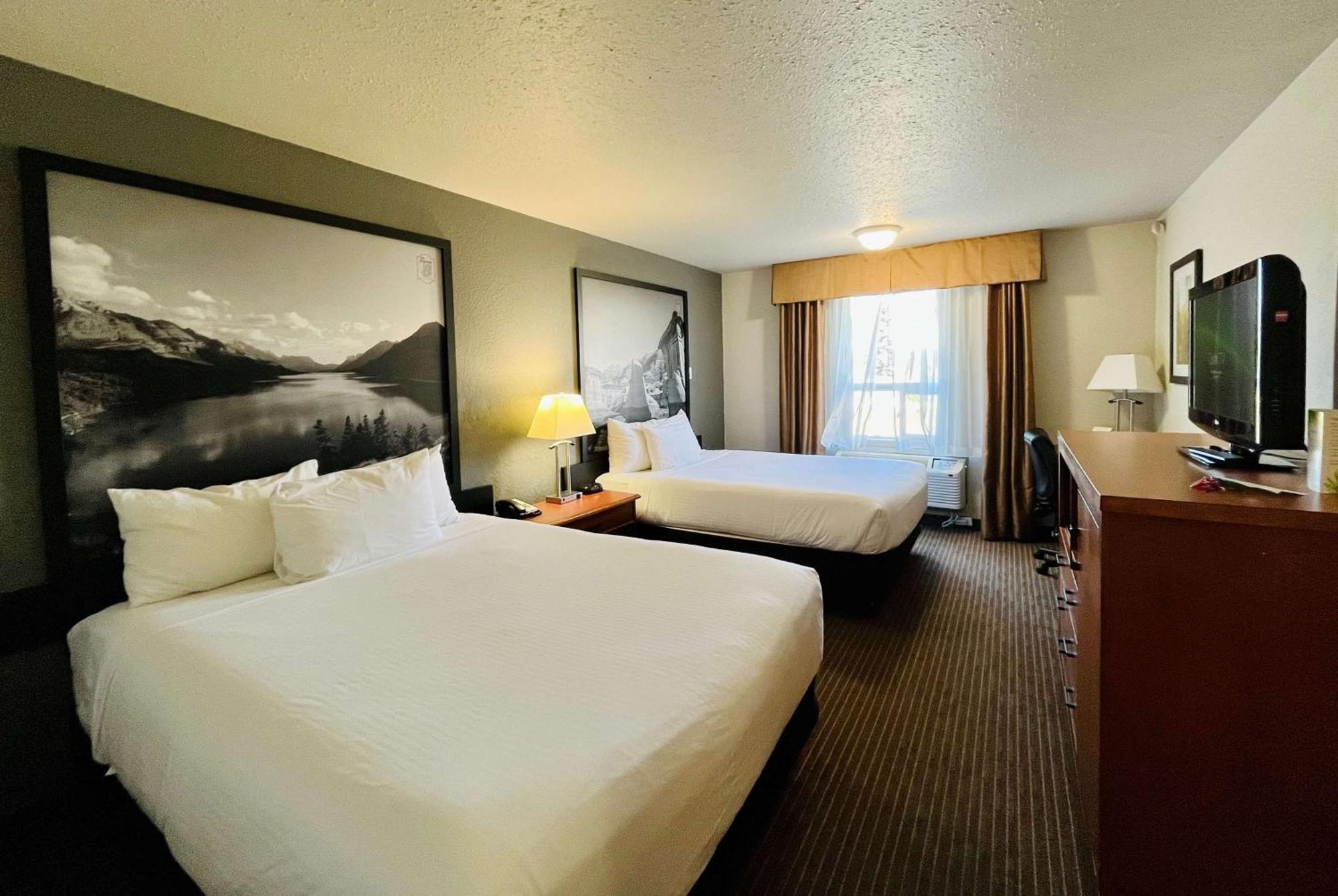 Super 8 By Wyndham Grande Prairie Hotel Luaran gambar